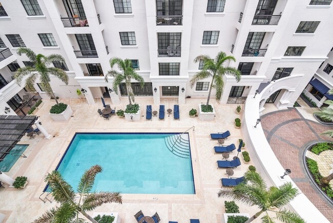 Building Photo - 233 S Federal Hwy Unit 604