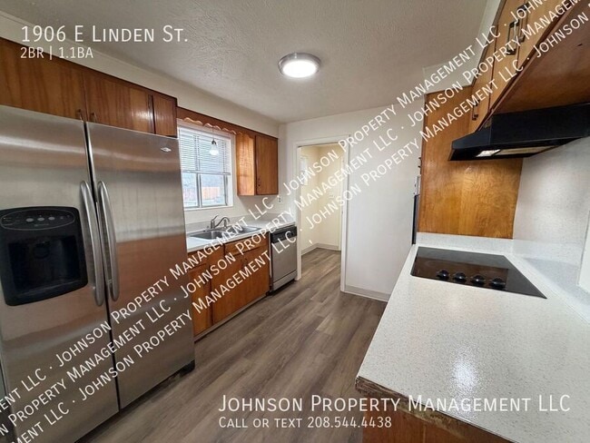 Photo - 1906 E Linden St