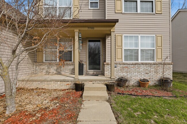 Photo - 35900 Abbey Dr