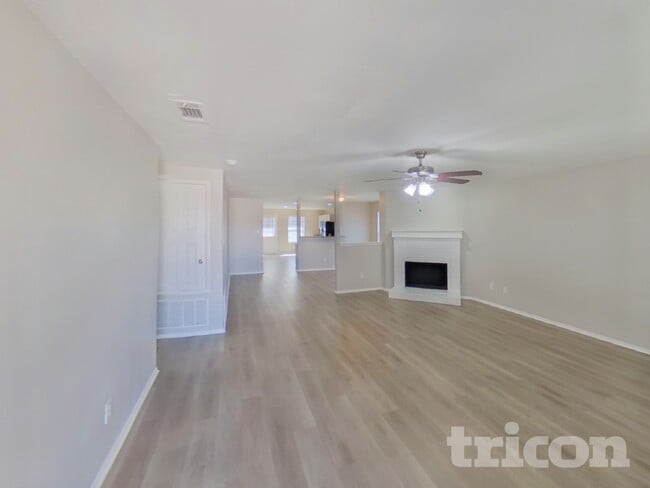 Photo - 50 Larkspur Dr