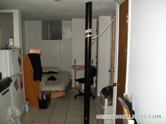 Photo - 28 S Huntington Ave Unit B1