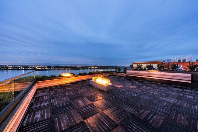 Photo - Rediviva at the Vancouver Waterfront!