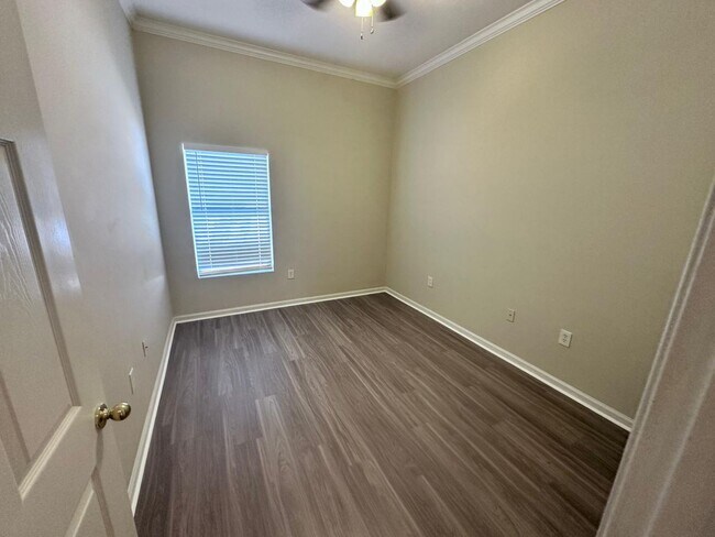 Photo - 7920 Merrill Rd Unit 606