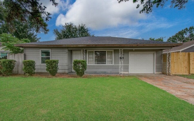Photo - 3626 Songwood St
