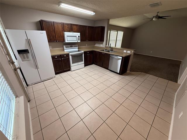 Photo - 9301 Goldenview Dr