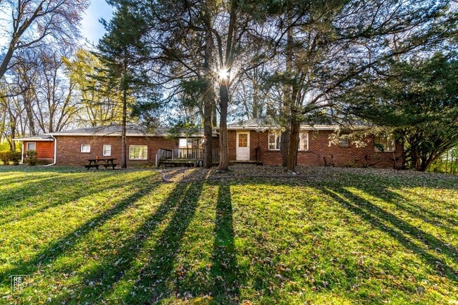 Photo - 1 Bedroom 1 Bath Unit in Grayslake!