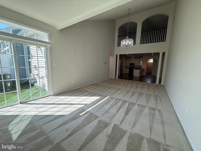 Photo - 5363 Yellow Birch Wy
