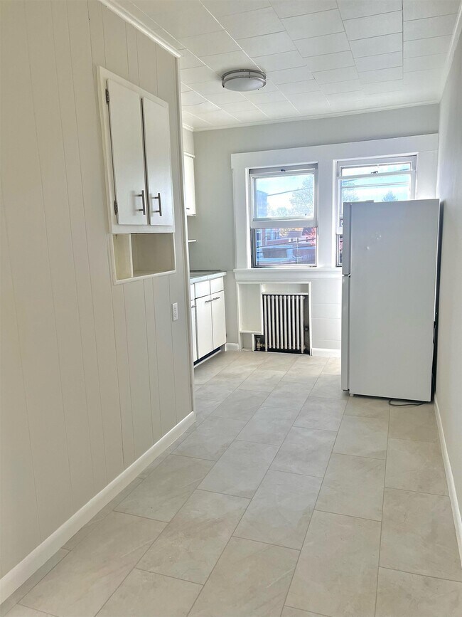 Photo - 128 Hazelton St Unidad 2