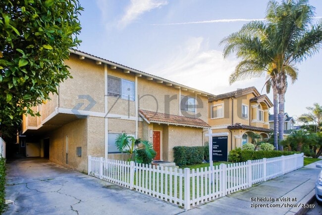 Building Photo - 2312 Ruhland Ave Rental