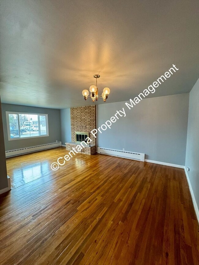 Photo - 2 Bedroom one Bath with large Yard located on the flats.