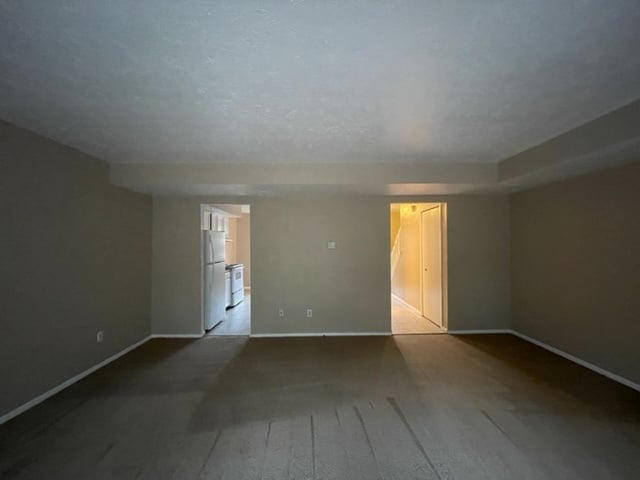 Photo - 804 Lindenwood Dr S