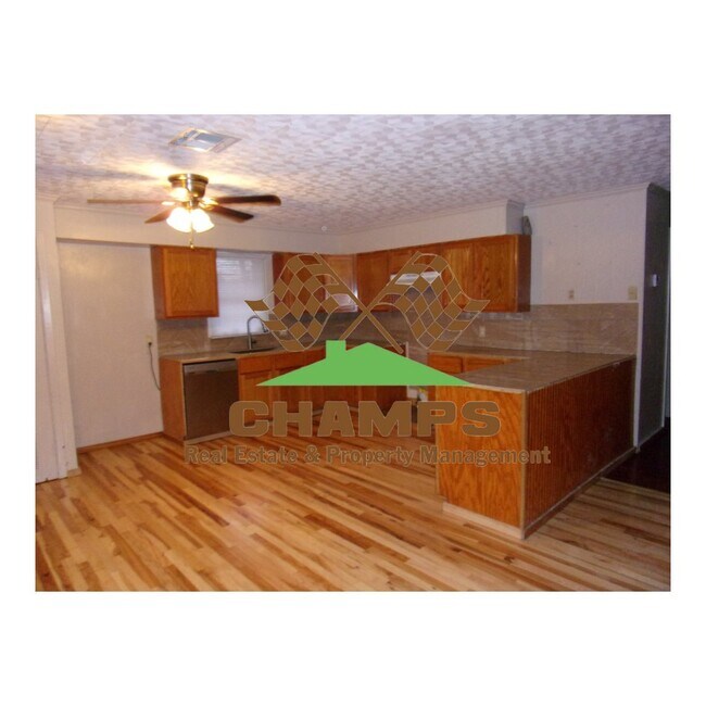 Photo - 3 -bedroom House for rent in Opelousas