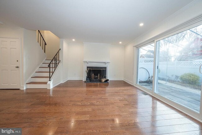 Photo - 15 Llanfair Rd