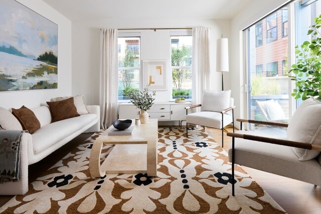 Photo - Broad & Washington