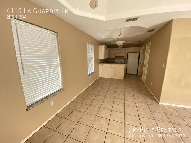 Photo - 4119 W La Guardia Ln Unit 4