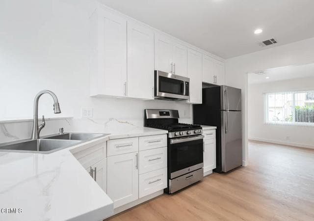 Photo - 268 E Providencia Ave Unidad E