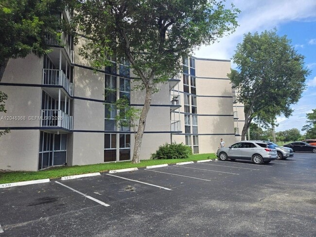 Photo - 6995 NW 186th St Unit E403