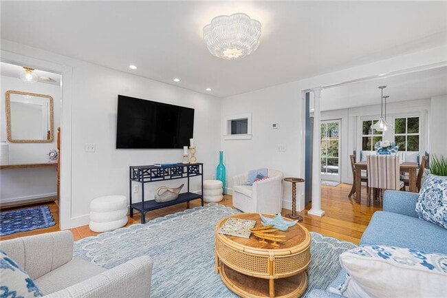 Photo - 5 Tews Ct
