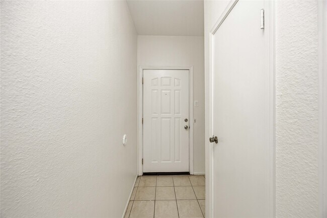 Photo - 7589 Cambridge St Unit B