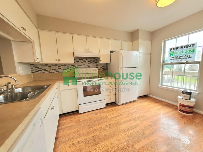 Photo - 4944 Willow Pointe Ln