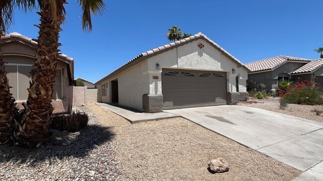 Photo - 1690 E Countrywalk Ln