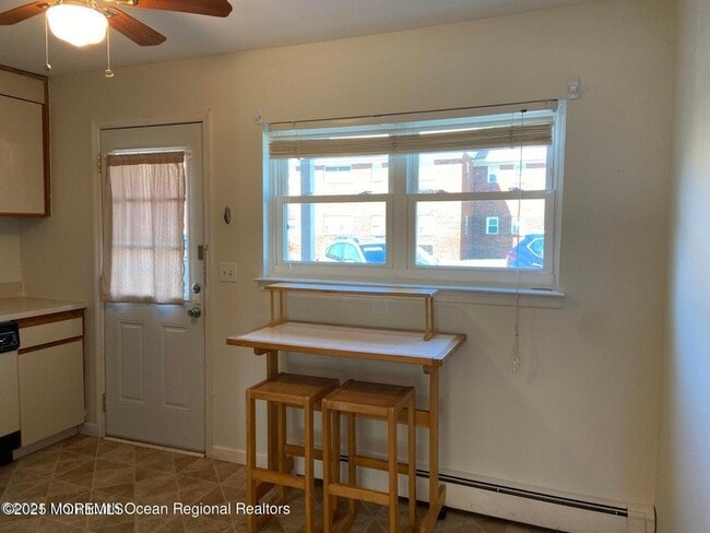 Photo - 10 Laurel Pl