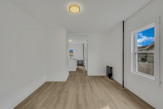 Photo - 834 Marcy Ave