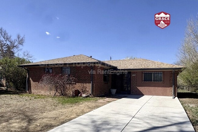 Building Photo - 1343 Del Mar Pkwy