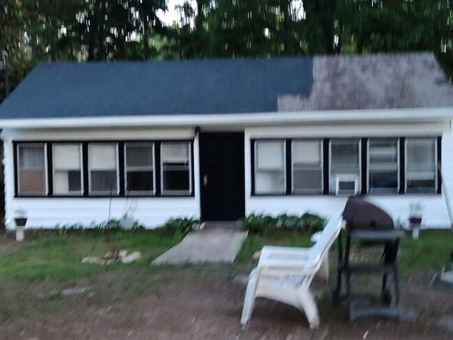 Photo - 11416 Bristol Rd
