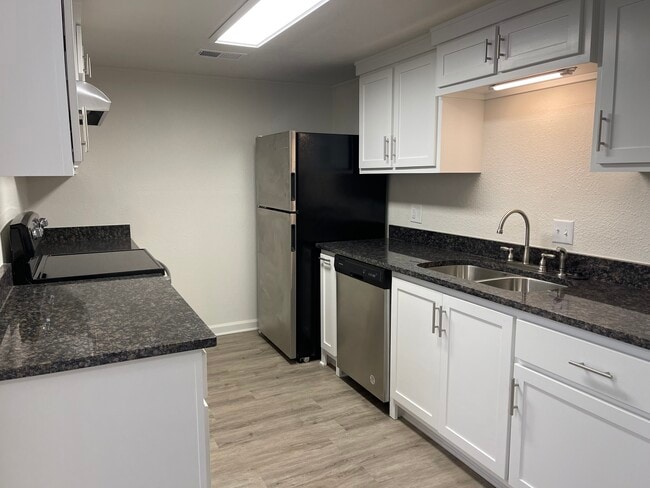 Pearl Street Townhomes