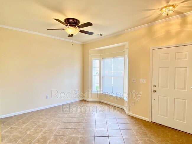 Photo - 1926 Algonquin Trail