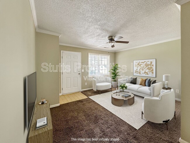 Building Photo - 321 W Irvine Ave Rental
