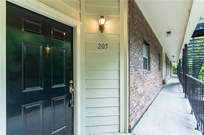 Photo - 2100 San Gabriel St Unit 205