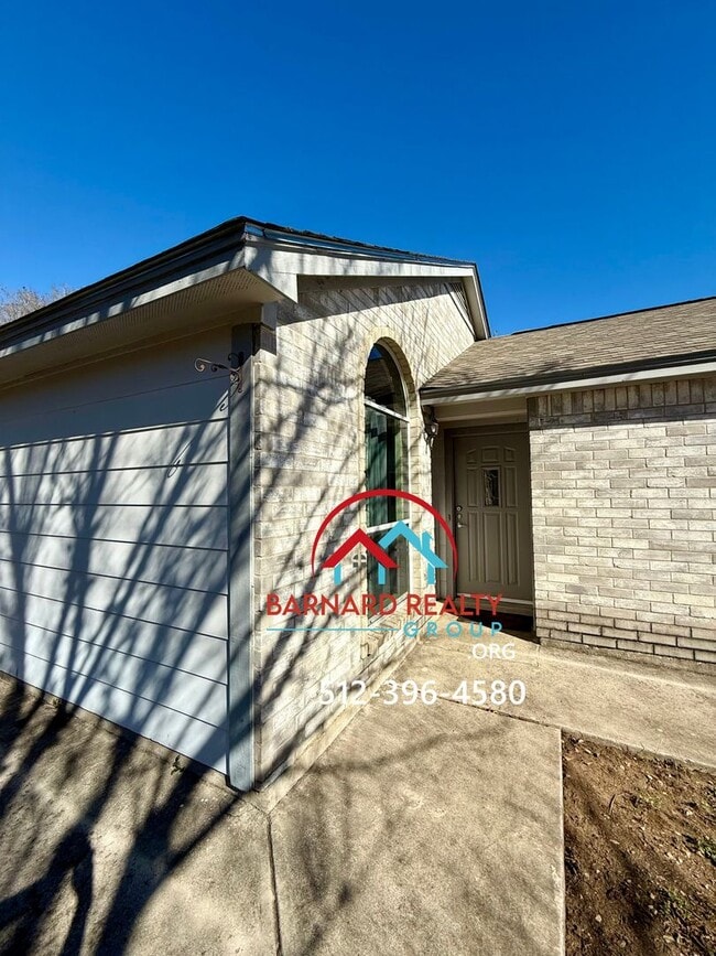 Photo - Available Now: 3 Bedroom, 2 Bath Stand Alone Home