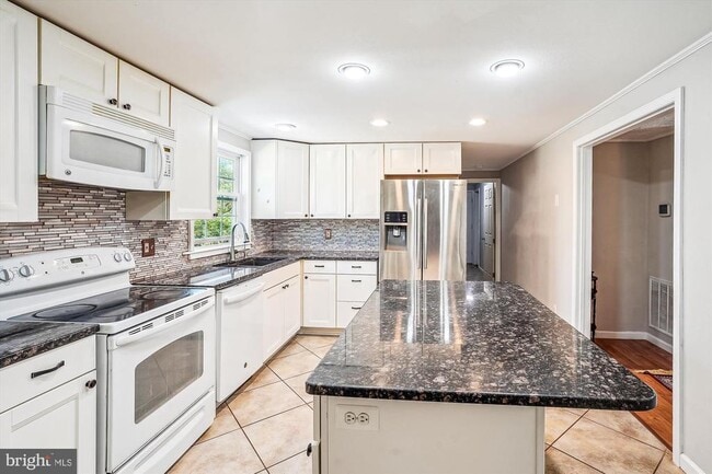 Photo - 12728 Bristow Rd