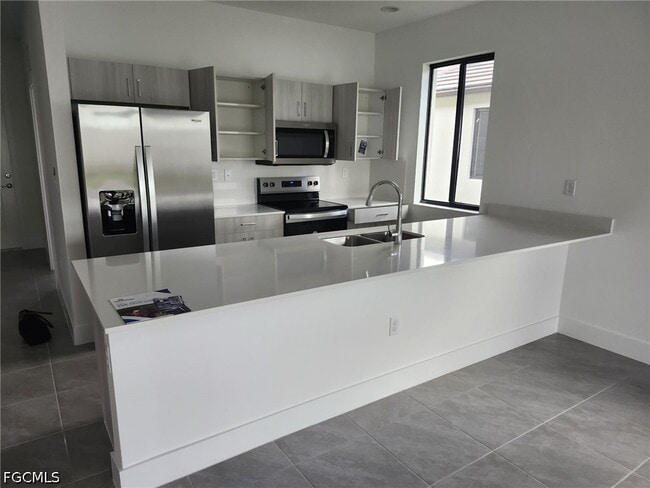 5124 Nevola Ave