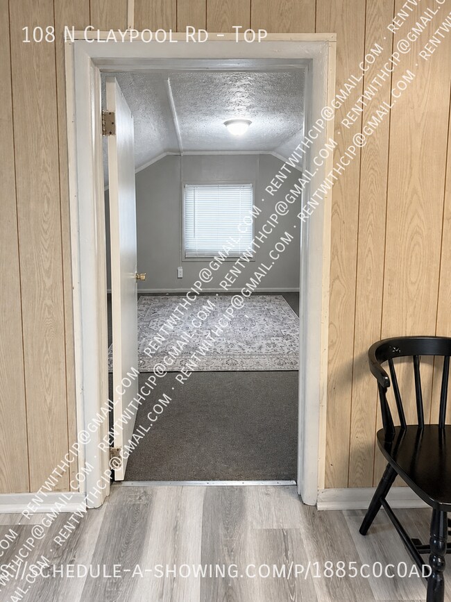 Photo - 108 N Claypool Rd Unit Top