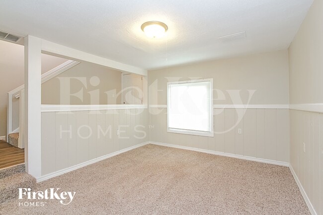 Photo - 3135 Foltz St