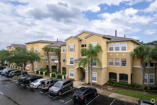 Photo - Avanti Condominiums