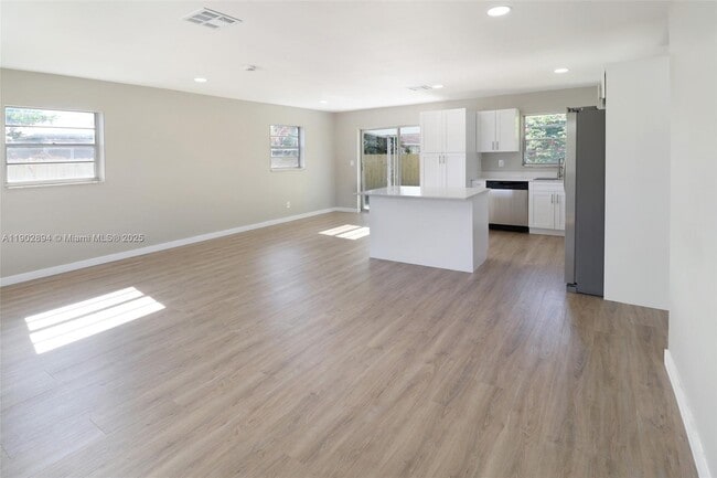 Photo - 5654 Papaya Rd