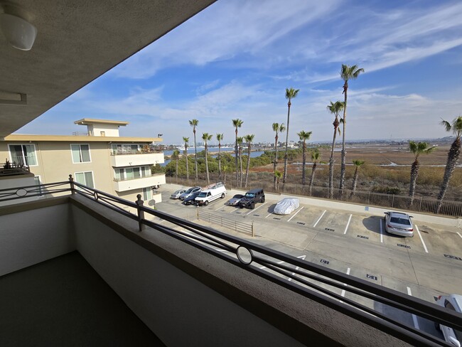 Laguna Del Rey - Laguna Del Rey Apartments