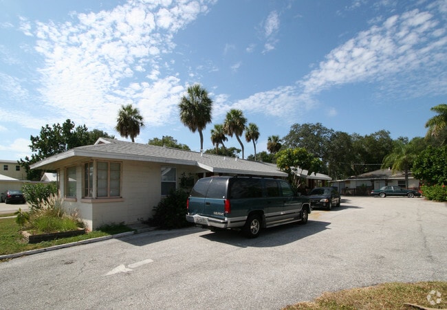 Coastwood Apartments - Coastwood Apartments