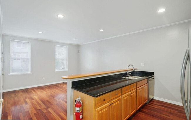 Photo - 1782 Frankford Ave
