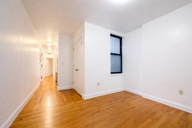 Photo - 29 W 12th St Unit 3B