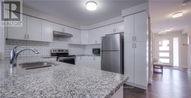 Photo - 66 Munch Ave