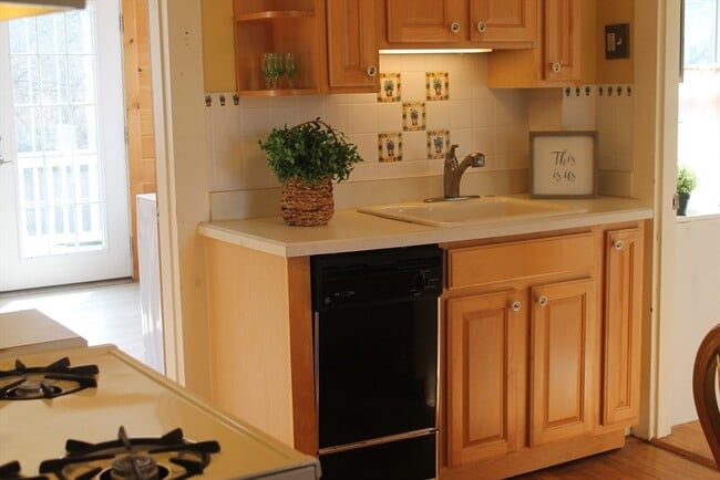 Photo - 112 Cottage St