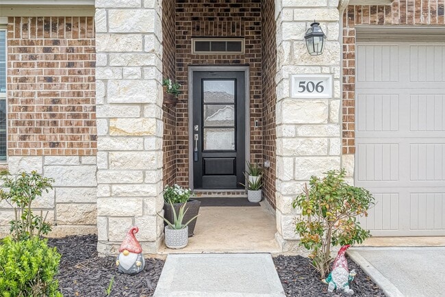 Photo - 506 Pecan Landing Ln