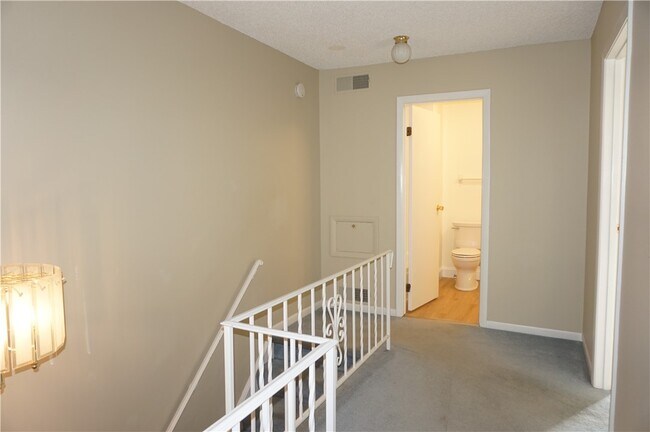 Photo - 663 French Rd