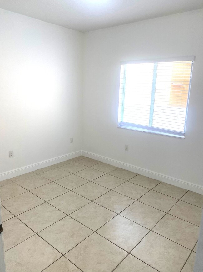 Palm West Apartments