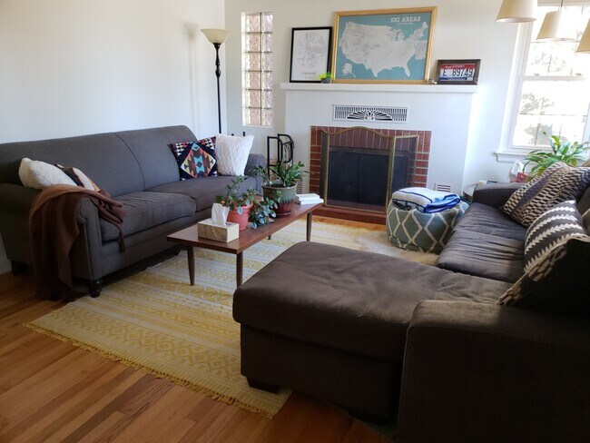 Photo - 901 Country Club Ave